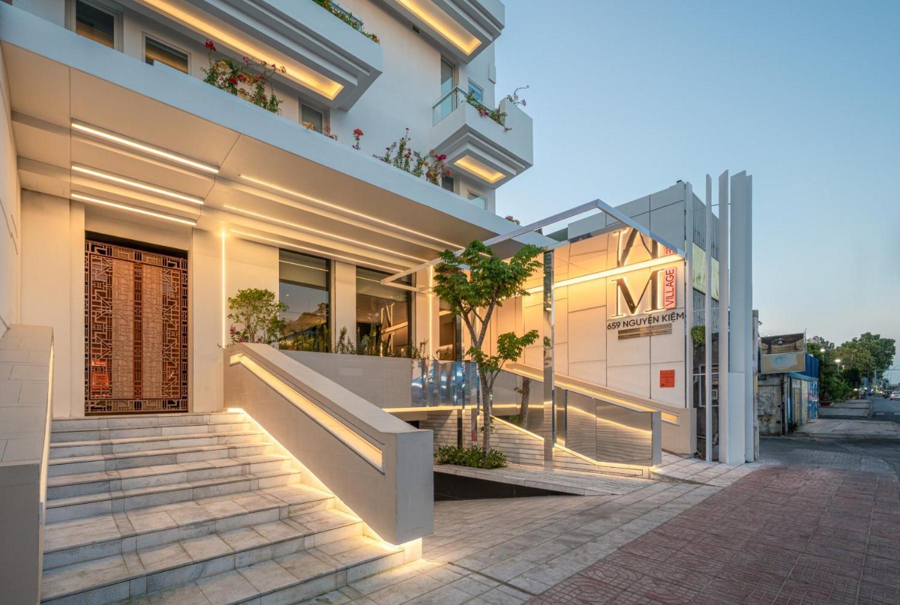 M Village Nguyen Kiem - Cosmo Airport Hotel Ho Chi Minh City Exterior photo